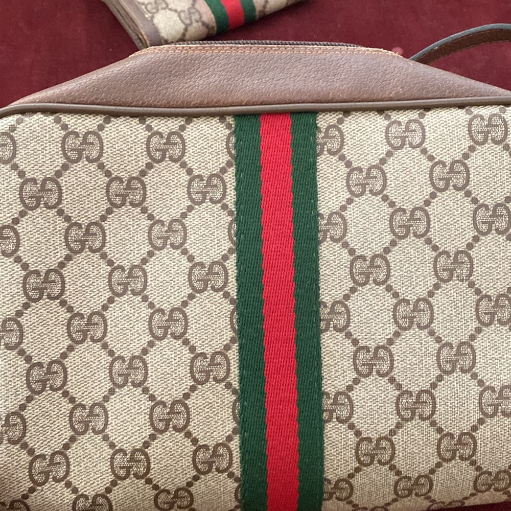 Vintage Gucci crossbody (bag only)